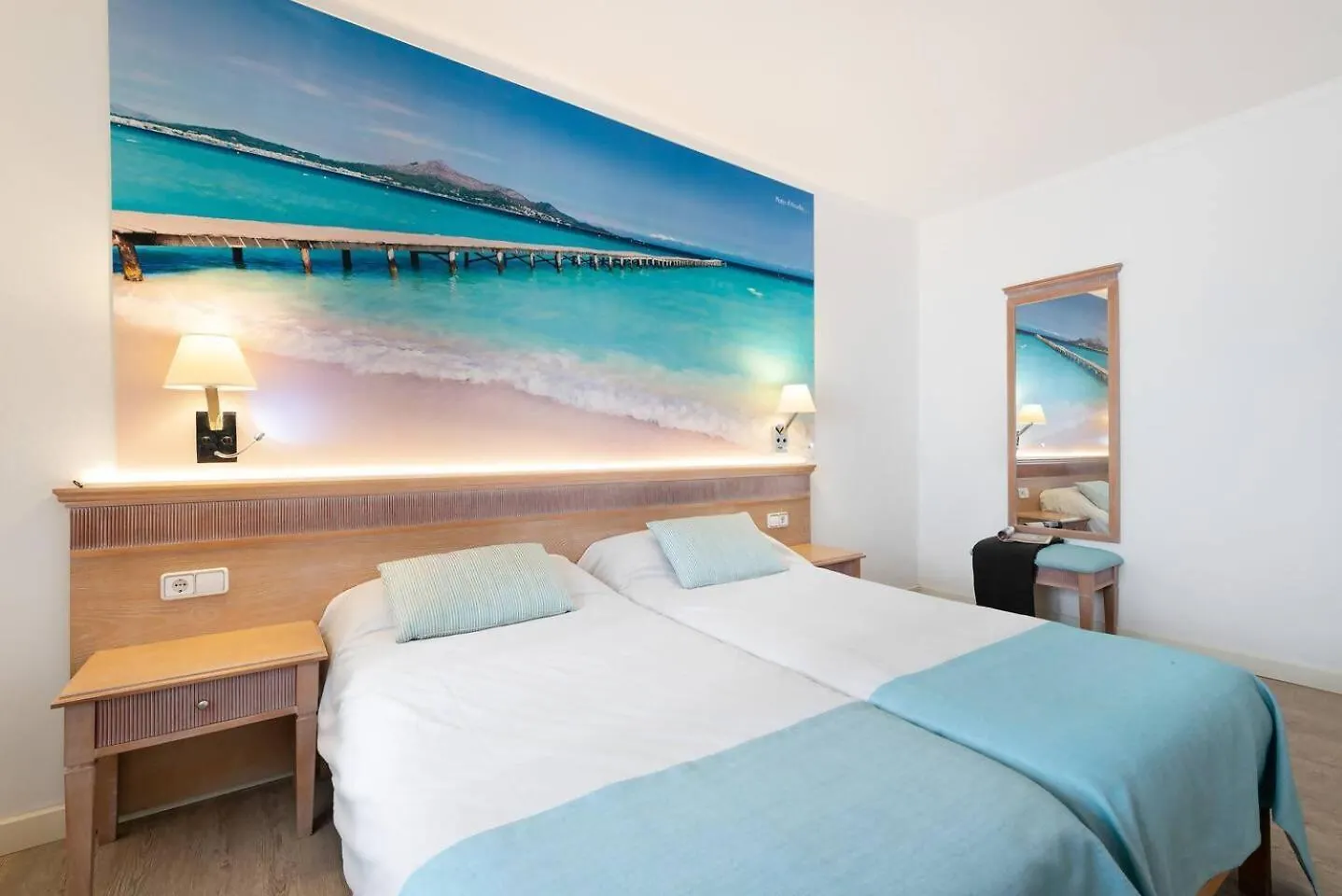 Apartamentos Playa Marina Cala Ferrera  Apartment