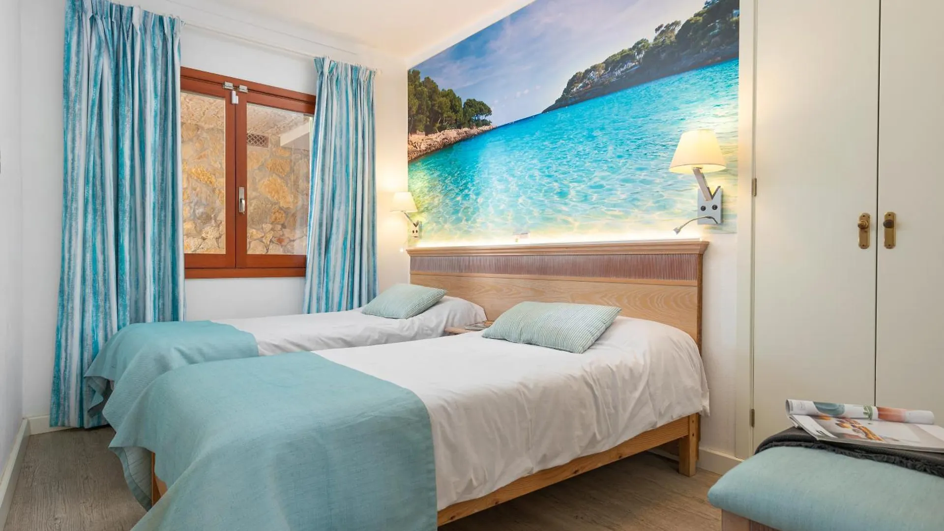 Apartamentos Playa Marina カラ・フェレーラ アパート