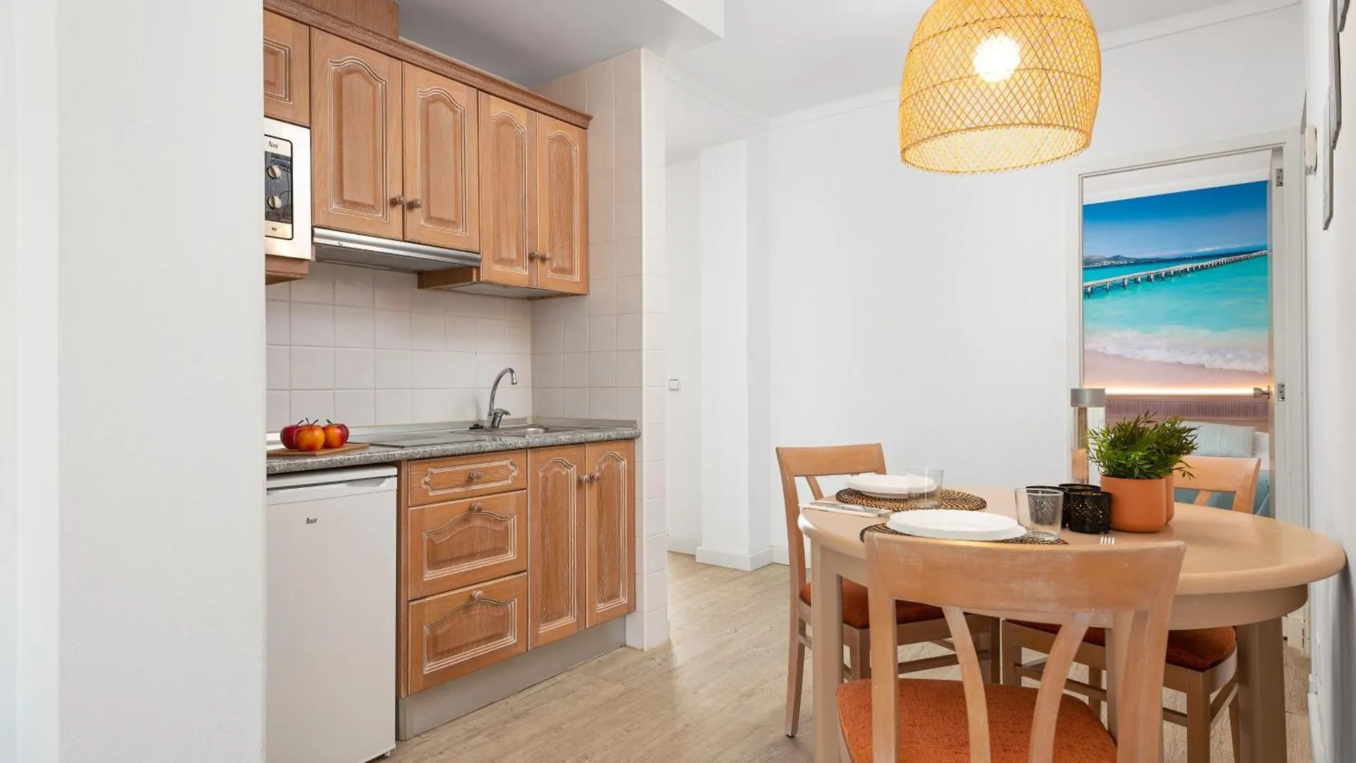 Apartamentos Playa Marina カラ・フェレーラ