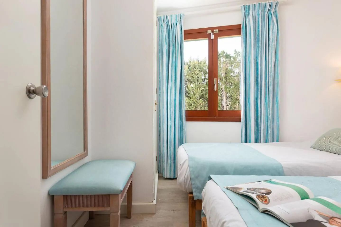 Apartamentos Playa Marina Cala Ferrera  Ισπανία